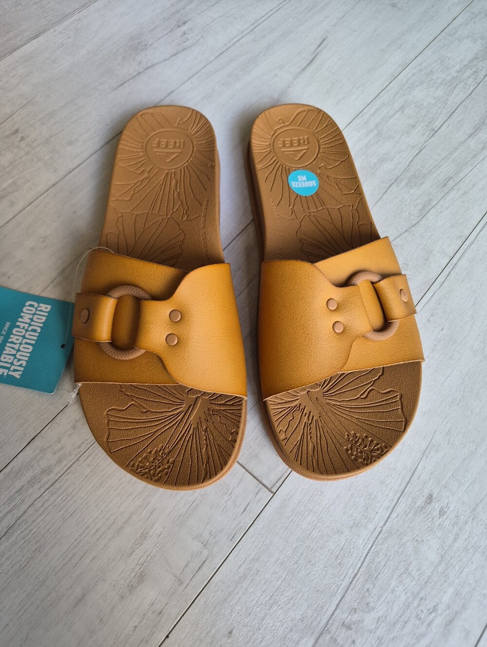 REEF NEW Cushion Vista Soho Cruz Slide Sandals
